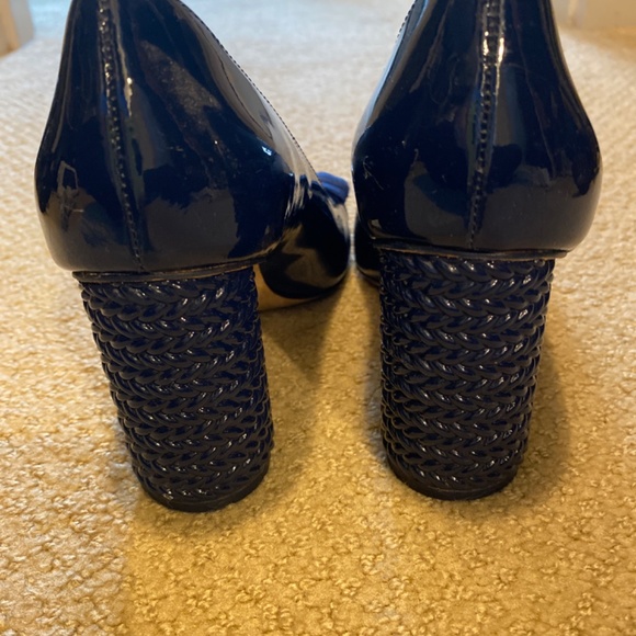 Tory Burch Patent Leather Grosgrain Trim Pumps - Picture 3 of 3